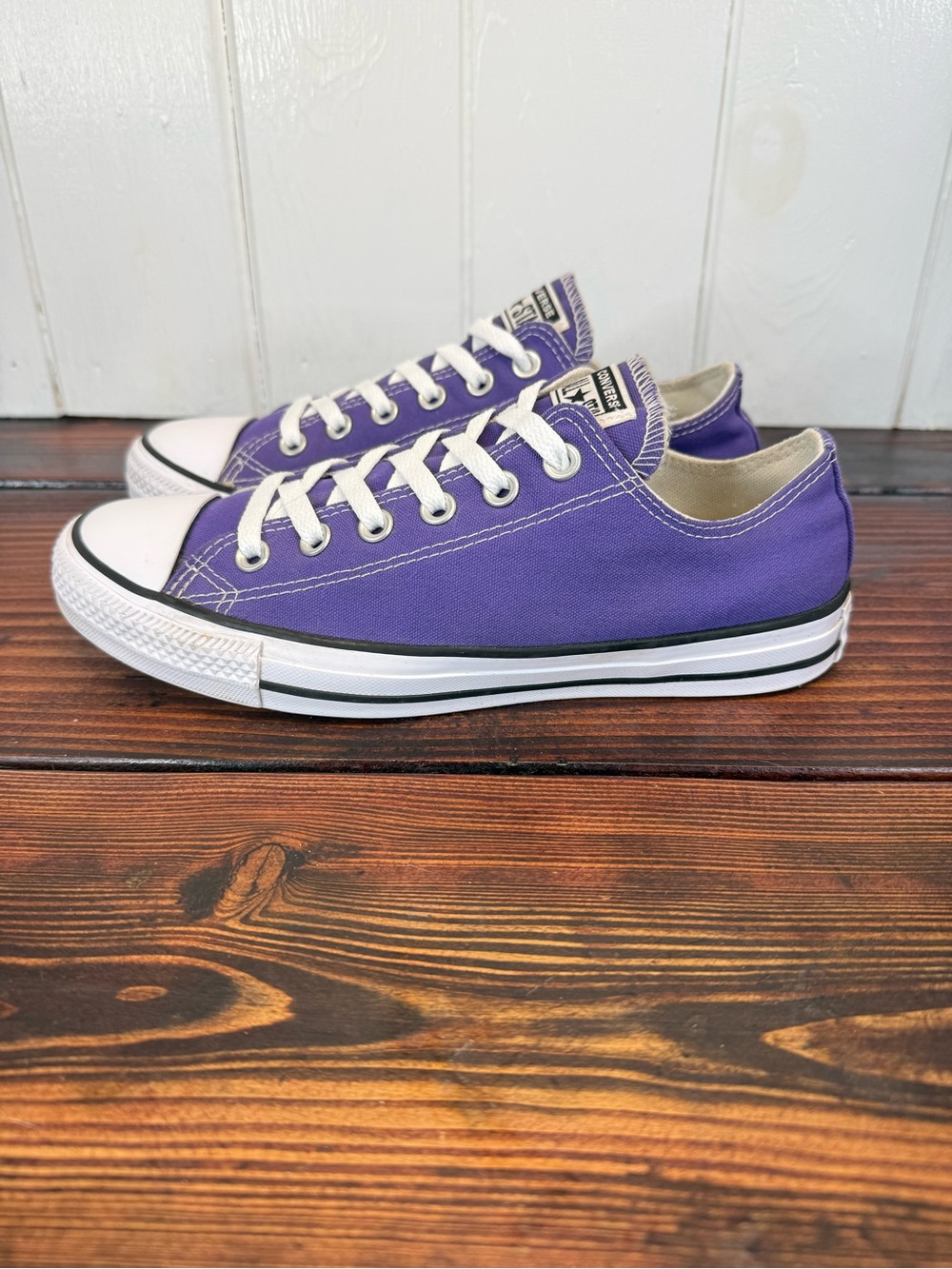 Converse Chuck Taylor All Star Purple Low Top Sneakers Women’s 9 Men’s 7